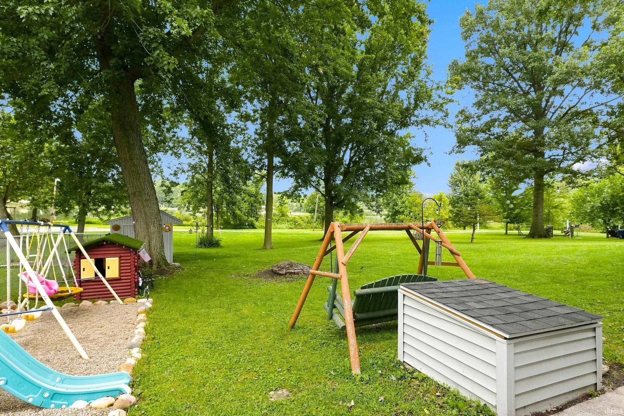 Image of 3370 W Old Lake Road